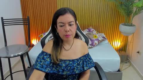 N A H I A online show from 02-25-25, 12:03