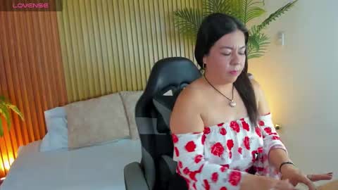 N A H I A online show from 10-24-25, 02:13