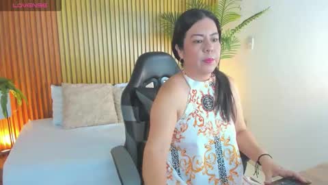 N A H I A online show from 10-28-25, 12:09