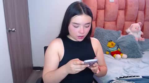 nahia cute     only   online show from 02-03-26, 05:18