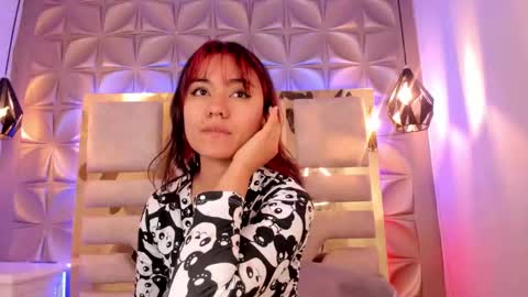 Snapshot of nahia_low chatting on 01-11-25, 08:43  Valeria  online show from 01-11-25, 08:43