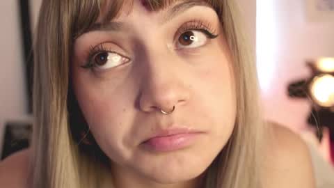 Nahia INDEPENDENT MODEL P online show from 02-18-25, 03:21