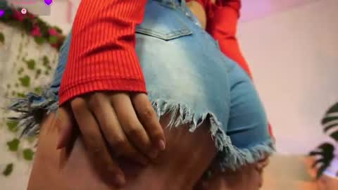 Snapshot of naho_4269 chatting on 08-04-26, 12:25 Naho Sigueme en mis Redes Sociales Follow me on my social networks online show from 08-04-26, 12:25