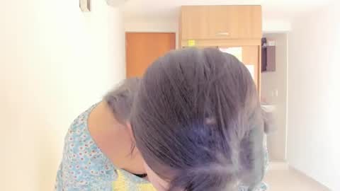 independent model online show from 01-13-25, 11:17