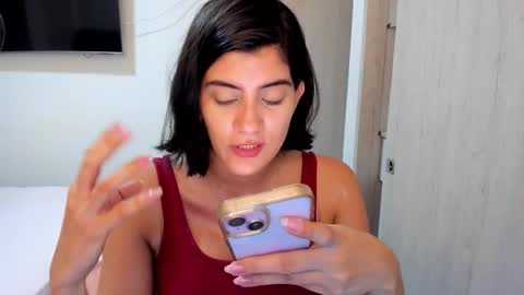 independent model online show from 02-13-26, 11:45