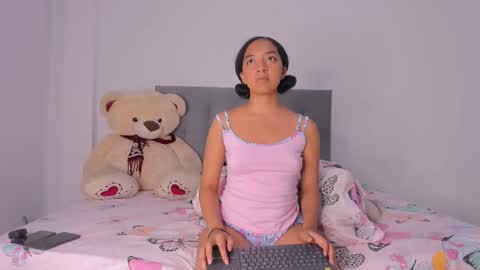 Laura online show from 01-16-25, 05:21