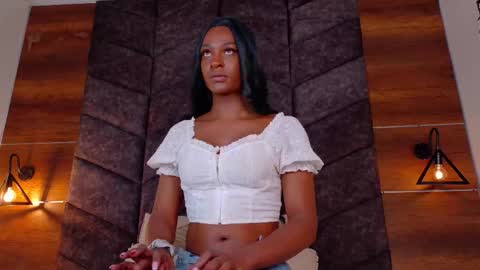  VICTORIA  online show from 12-05-25, 07:43