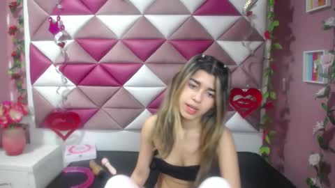 NahomiConnorr online show from 01-08-25, 01:31