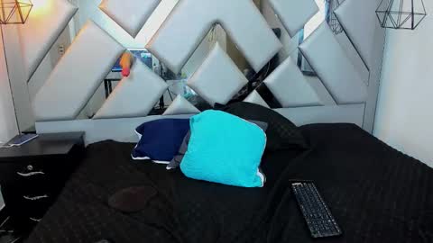 Snapshot of nahomii_hill chatting on 09-11-25, 11:38 Nahomi online show from 09-11-25, 11:38