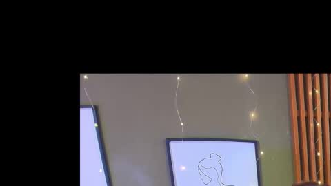 Snapshot of nahomy_keller chatting on 10-19-25, 03:40 Nahomy online show from 10-19-25, 03:40