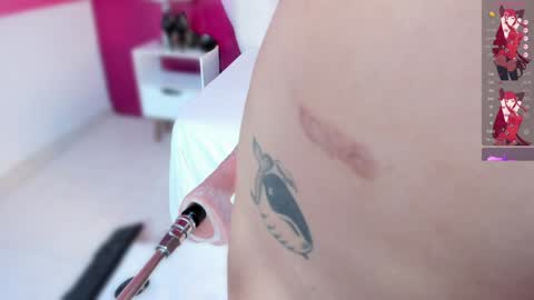 Nahomy Roberts online show from 02-08-25, 11:55