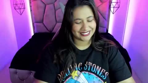 Snapshot of naia_karter chatting on 01-17-25, 07:05 online show from 01-17-25, 07:05