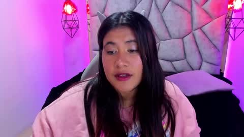 Snapshot of naia_karter chatting on 02-04-25, 07:00 online show from 02-04-25, 07:00