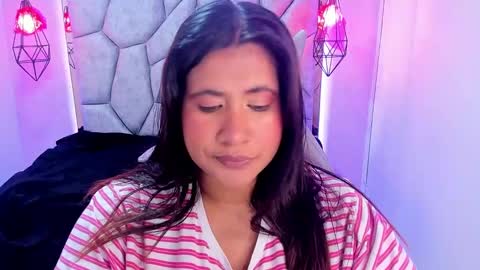 Snapshot of naia_karter chatting on 02-11-25, 07:38 online show from 02-11-25, 07:38