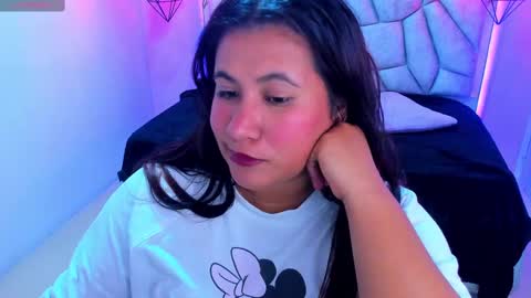 Snapshot of naia_karter chatting on 02-26-25, 09:05 online show from 02-26-25, 09:05