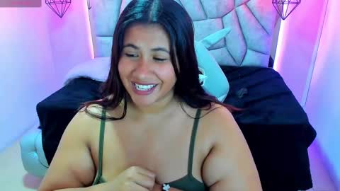 Snapshot of naia_karter chatting on 02-27-25, 11:26 online show from 02-27-25, 11:26