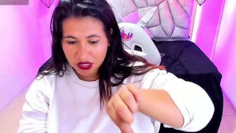 Snapshot of naia_karter chatting on 03-02-25, 01:26 online show from 03-02-25, 01:26