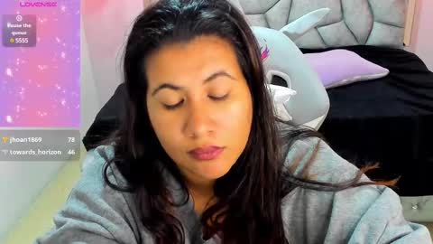 Snapshot of naia_karter chatting on 03-09-25, 07:23 online show from 03-09-25, 07:23