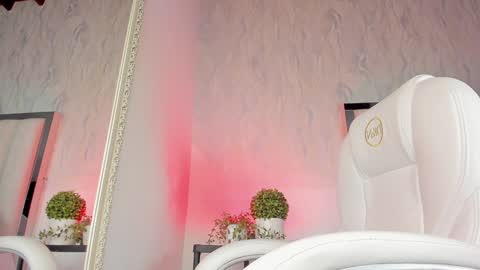 Snapshot of nainadeivis chatting on 01-08-25, 11:10 Naina online show from 01-08-25, 11:10