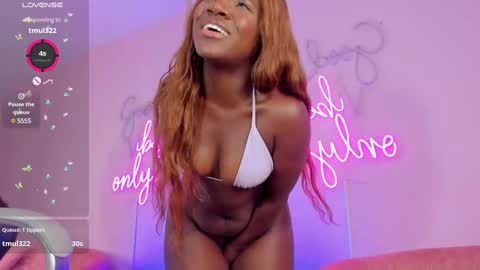 Snapshot of nainadeivis chatting on 02-03-25, 11:36 Naina online show from 02-03-25, 11:36