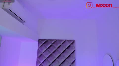 INSTAGRAM  m2221     online show from 03-10-25, 10:37