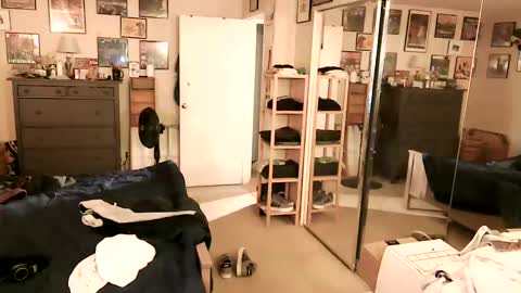 nakedmonkey online show from 11-24-25, 12:10