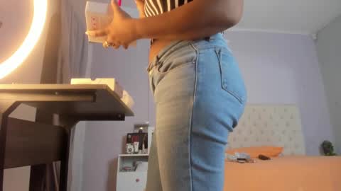 nami_sam online show from 12-23-24, 02:28