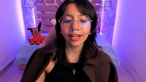 nami_usagi online show from 12-10-24, 04:17