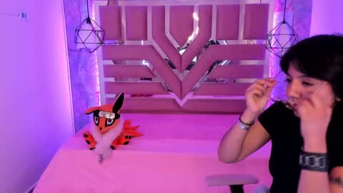 nami_usagi online show from 12-20-24, 11:43