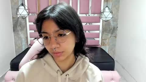 nami_usagi online show from 01-06-25, 11:18