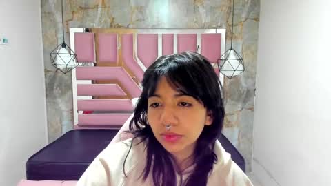 nami_usagi online show from 01-15-25, 11:10