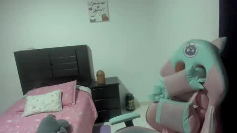 Nami online show from 11-10-25, 11:04