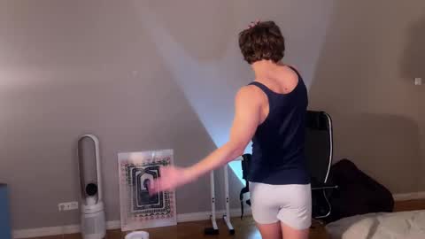 Snapshot of namiraaxel chatting on 12-06-24, 09:13 Georges online show from 12-06-24, 09:13