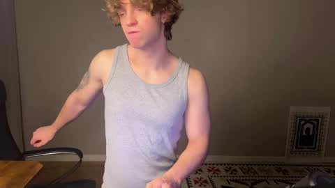 Snapshot of namiraaxel chatting on 10-01-25, 05:52 Georges online show from 10-01-25, 05:52