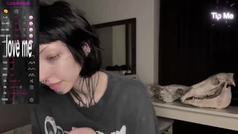 Snapshot of nananevaeragain chatting on 12-21-24, 03:53 Nana online show from 12-21-24, 03:53