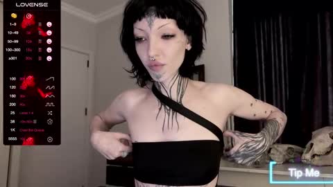 Snapshot of nananevaeragain chatting on 01-18-25, 12:36 Nana online show from 01-18-25, 12:36