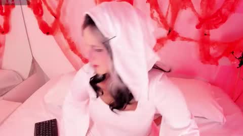 NanaOsaky online show from 10-31-25, 11:55