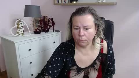 Nancy online show from 01-11-25, 08:43