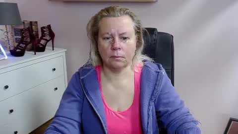 Nancy online show from 03-04-25, 05:42