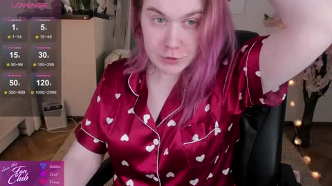 Nancy online show from 01-23-25, 06:24