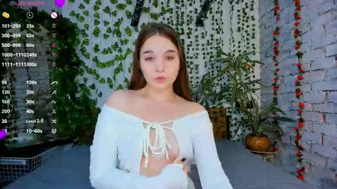 Luna online show from 02-26-25, 06:15