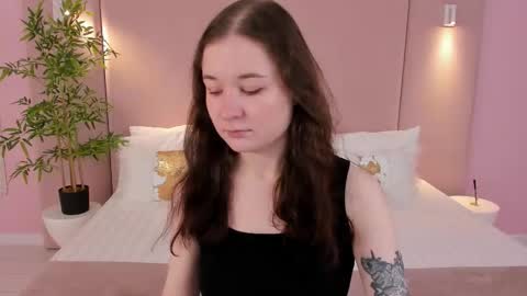 Nancy online show from 02-25-26, 03:27