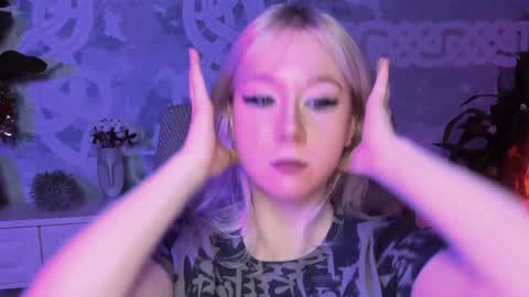 nancymartinez online show from 01-10-25, 05:15