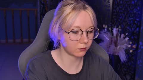 nancymartinez online show from 01-11-25, 08:11