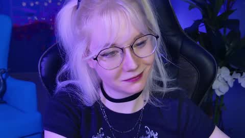 nancymartinez online show from 01-13-25, 02:21