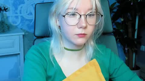 nancymartinez online show from 01-17-25, 05:21