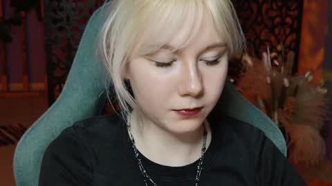 nancymartinez online show from 01-22-25, 05:38