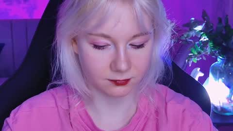 nancymartinez online show from 02-04-25, 08:13