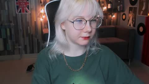 nancymartinez online show from 02-05-25, 05:09