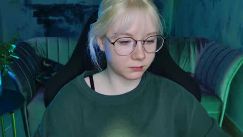 nancymartinez online show from 02-08-25, 05:08